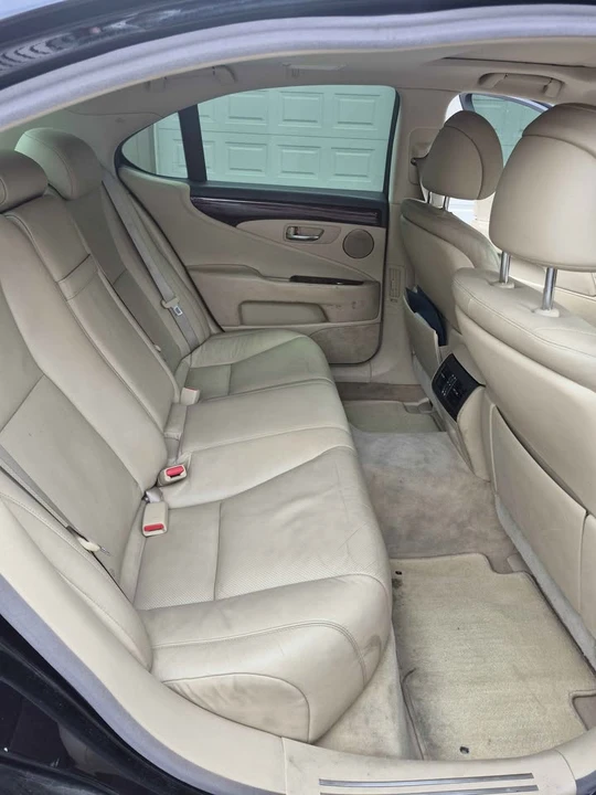 2008 Lexus LS 4th Gen - Image 13 of 16
