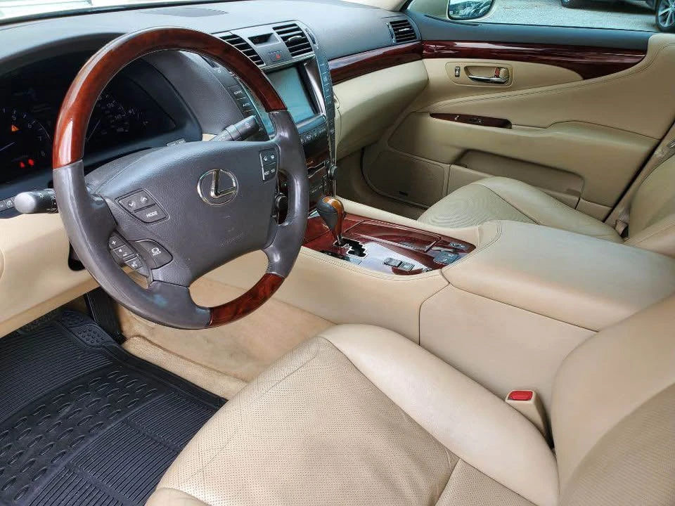 2008 Lexus LS 4th Gen - Image 2 of 3