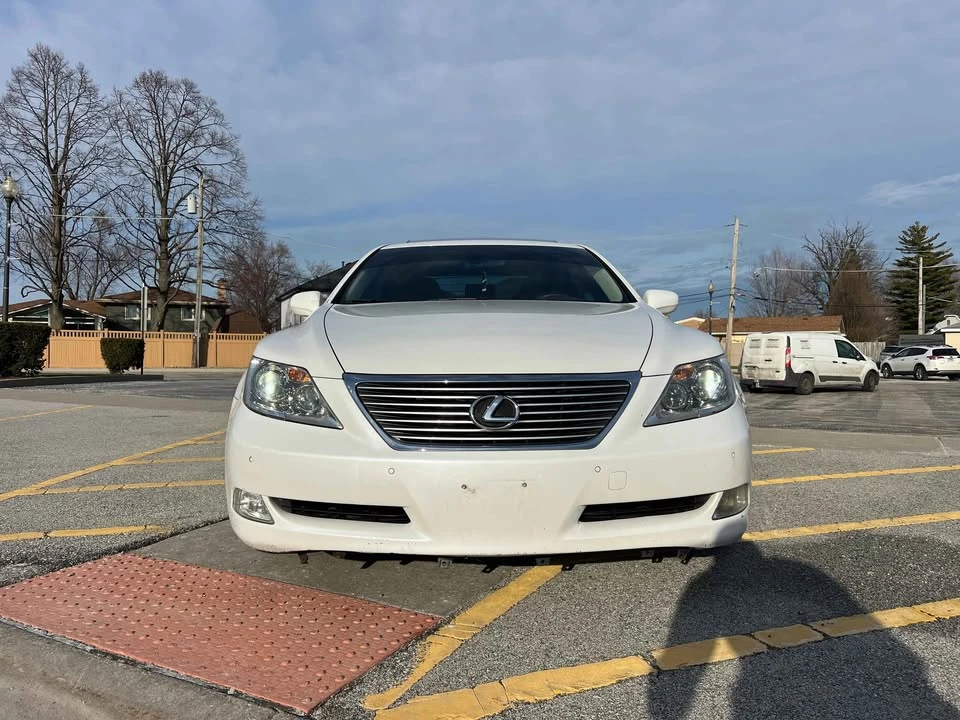 2008 Lexus LS 4th Gen - Image 2 of 19