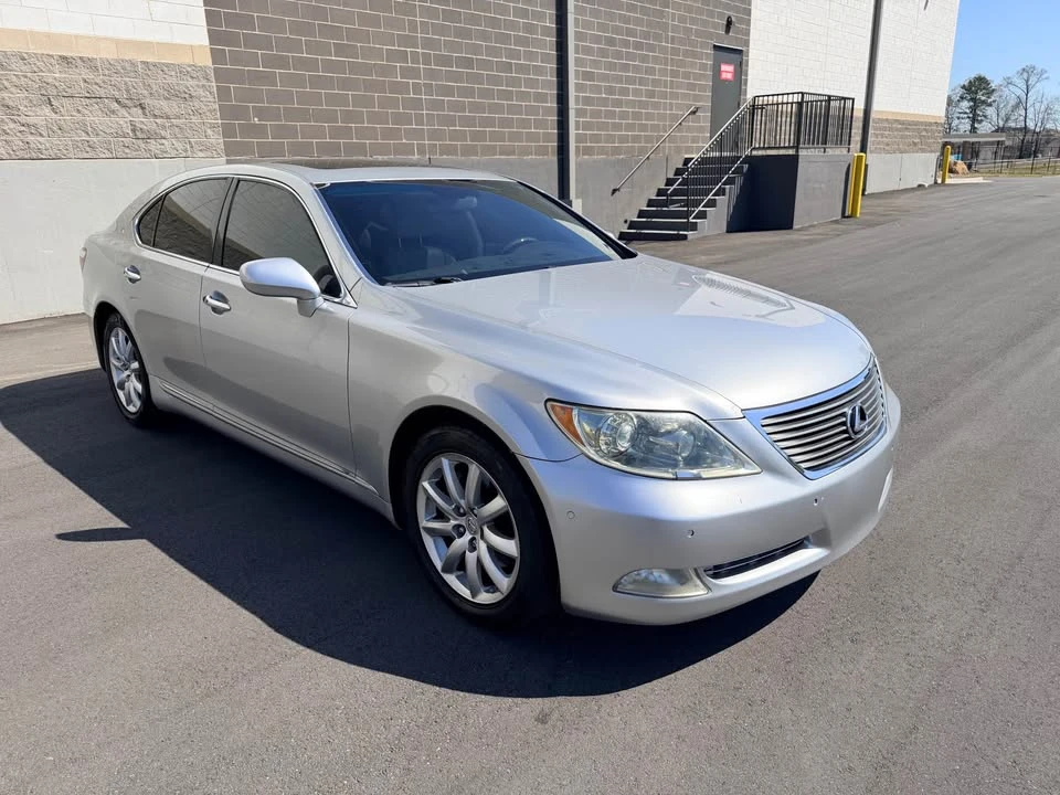 2008 Lexus LS 4th Gen - Image 7 of 13