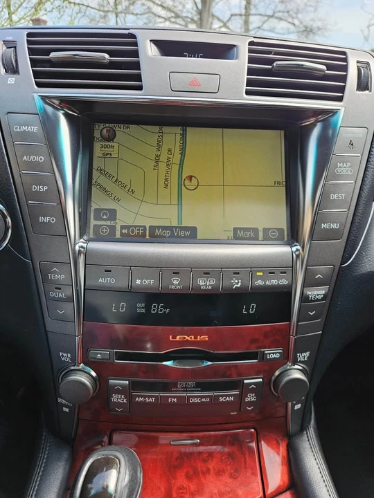 2008 Lexus LS 4th Gen - Image 7 of 13