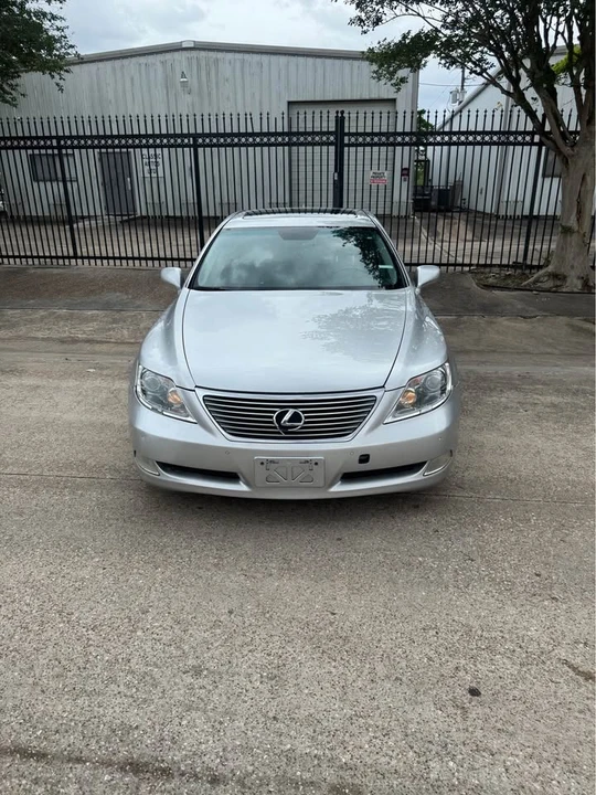 2008 Lexus LS 4th Gen - Image 3 of 16