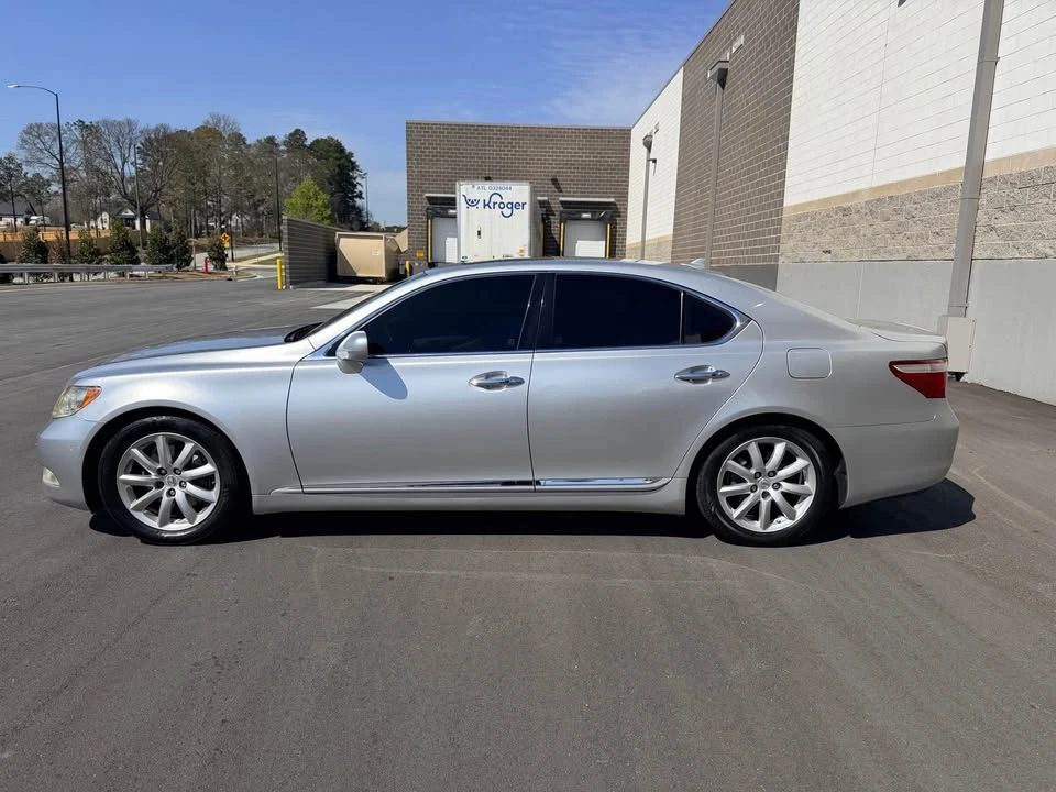 2008 Lexus LS 4th Gen - Image 2 of 13
