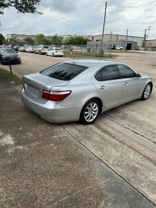 2008 Lexus LS 4th Gen - Image 6 of 16