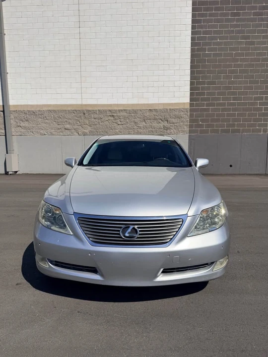 2008 Lexus LS 4th Gen - Image 8 of 13