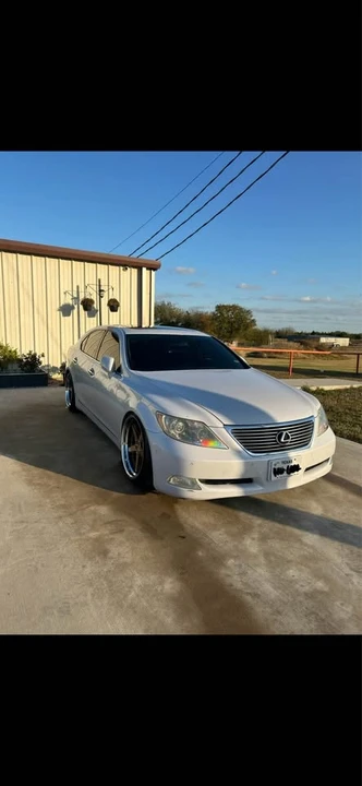 2008 Lexus LS 4th Gen - Image 4 of 20