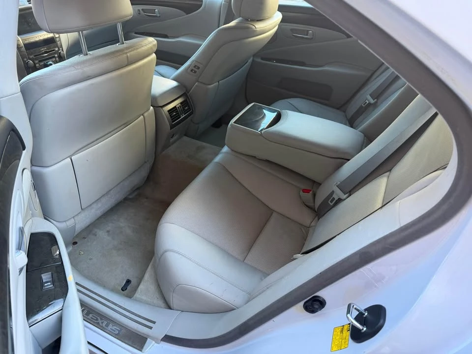 2008 Lexus LS 4th Gen - Image 11 of 12