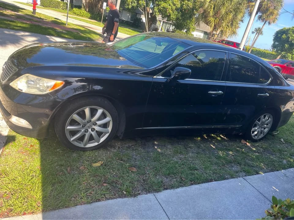 2008 Lexus LS 4th Gen - Image 2 of 7