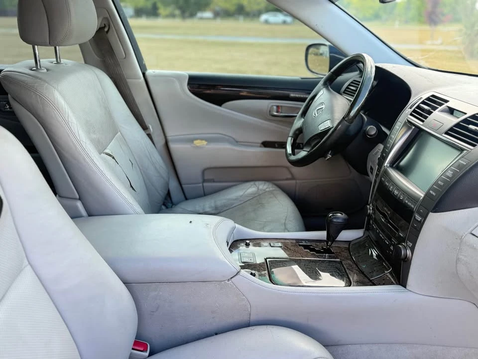 2008 Lexus LS 4th Gen - Image 5 of 14