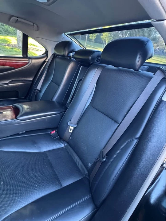 2008 Lexus LS 4th Gen - Image 14 of 20