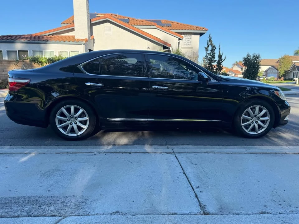 2008 Lexus LS 4th Gen - Image 3 of 20