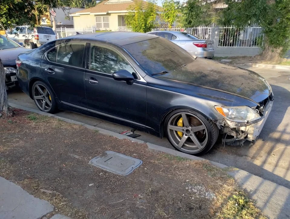 2008 Lexus LS 4th Gen - Image 2 of 9
