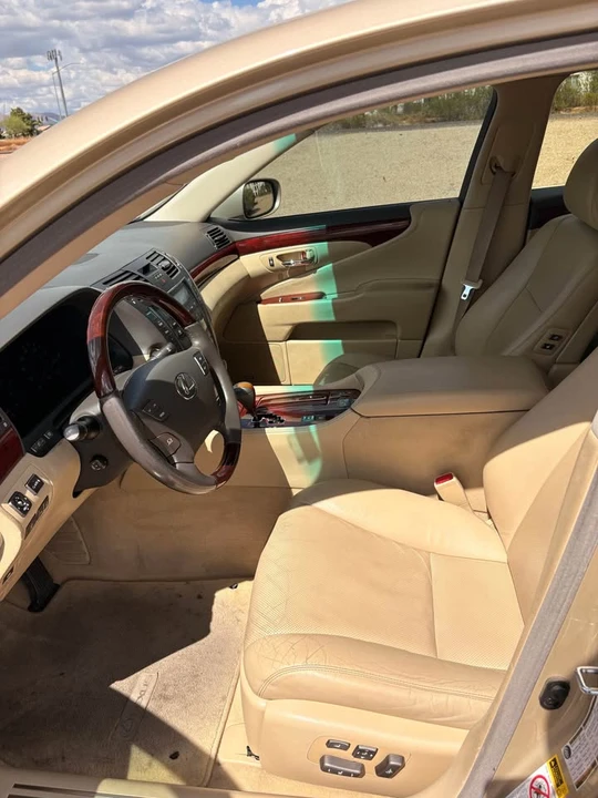 2008 Lexus LS 4th Gen - Image 7 of 15