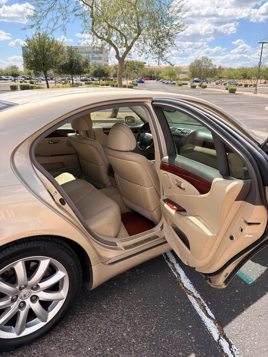 2008 Lexus LS 4th Gen - Image 8 of 15