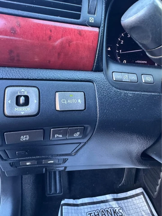 2008 Lexus LS 4th Gen - Image 11 of 20