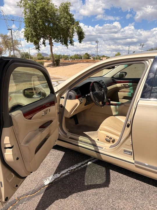 2008 Lexus LS 4th Gen - Image 6 of 15