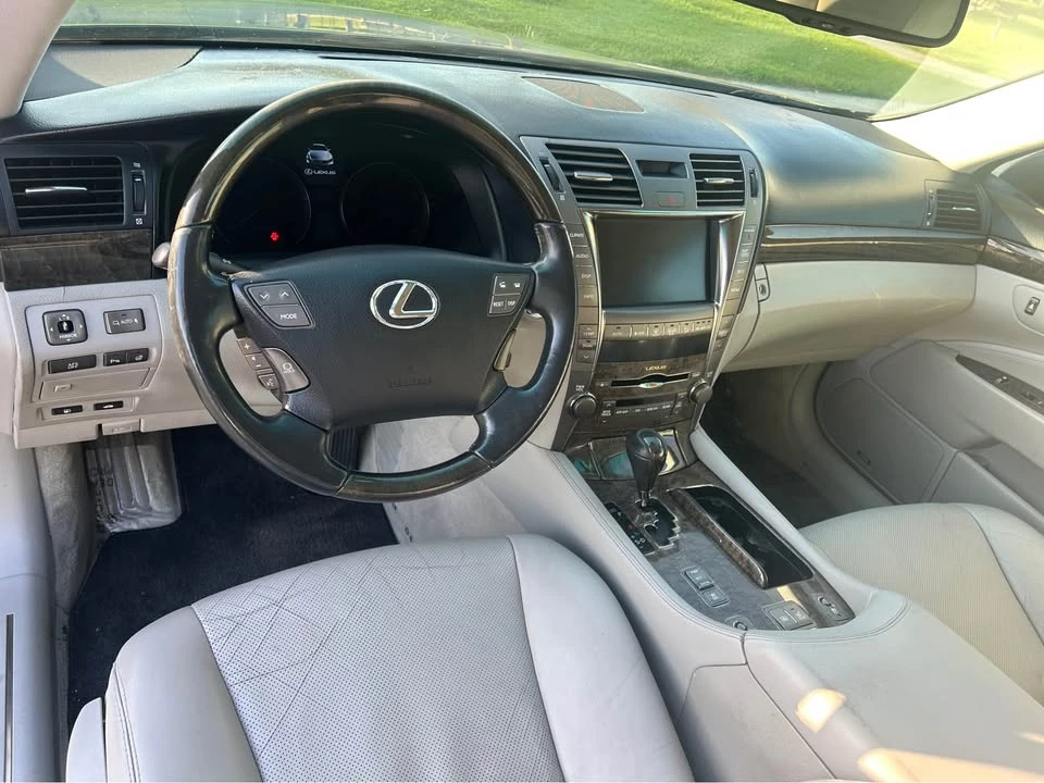 2008 Lexus LS 4th Gen - Image 6 of 14