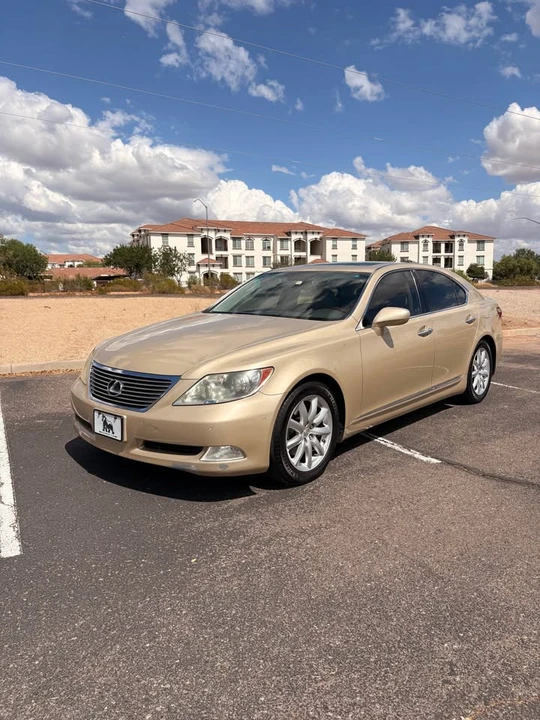 2008 Lexus LS 4th Gen - Image 2 of 15