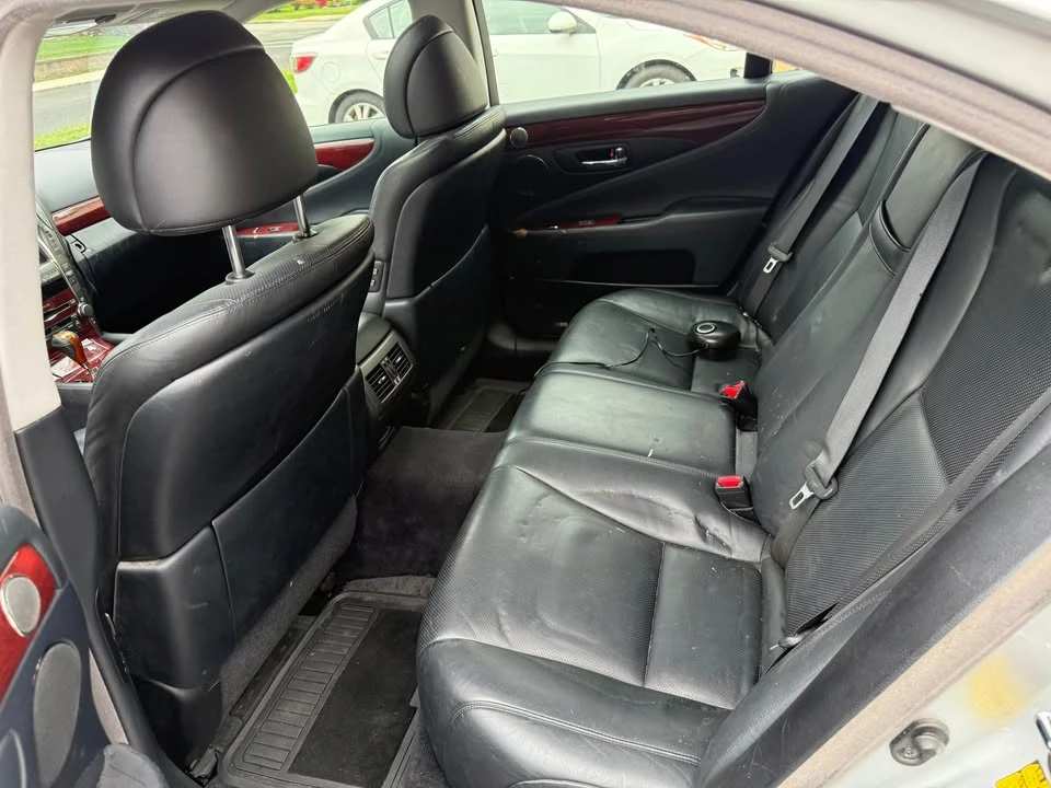 2008 Lexus LS 4th Gen - Image 6 of 8