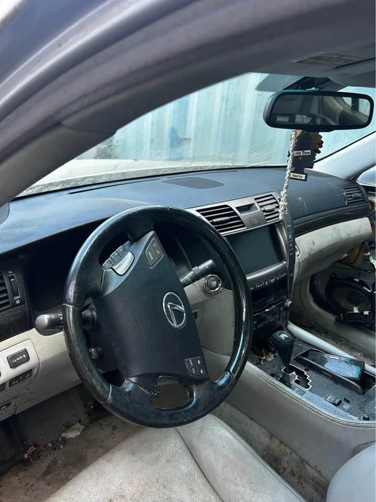 2008 Lexus LS 4th Gen - Image 7 of 8
