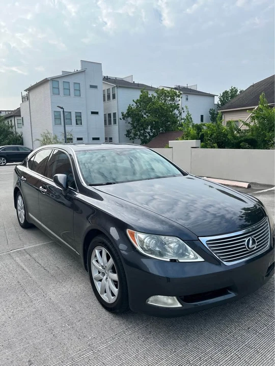 2008 Lexus LS 4th Gen - Image 3 of 20
