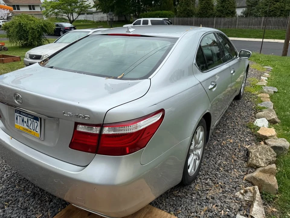 2008 Lexus LS 4th Gen - Image 3 of 8