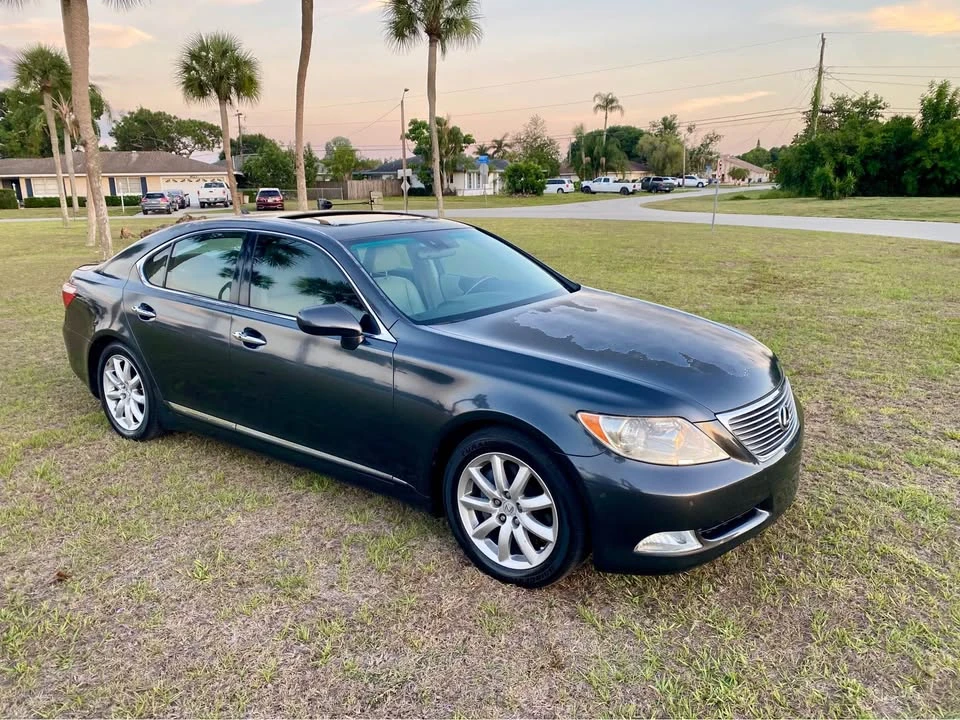 2008 Lexus LS 4th Gen - Image 2 of 20