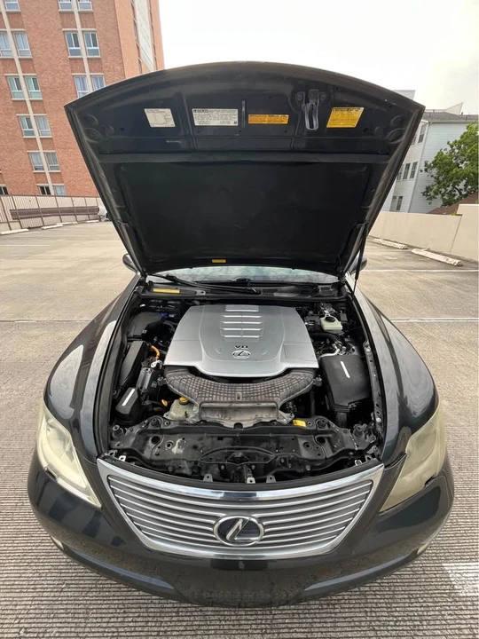 2008 Lexus LS 4th Gen - Image 14 of 20