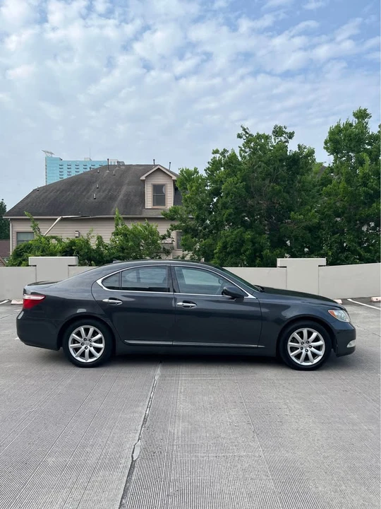 2008 Lexus LS 4th Gen - Image 4 of 20