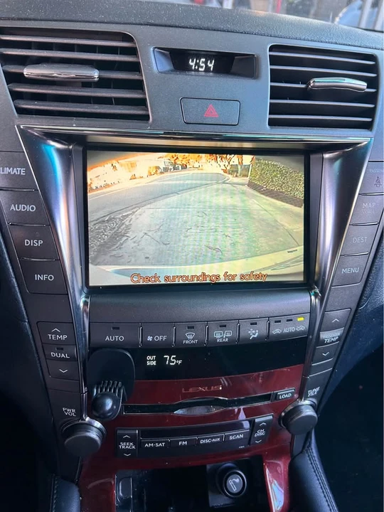 2008 Lexus LS 4th Gen - Image 9 of 10