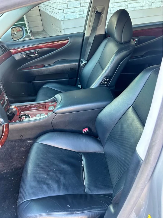 2008 Lexus LS 4th Gen - Image 6 of 10