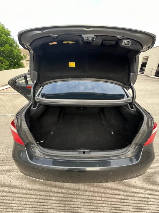 2008 Lexus LS 4th Gen - Image 19 of 20
