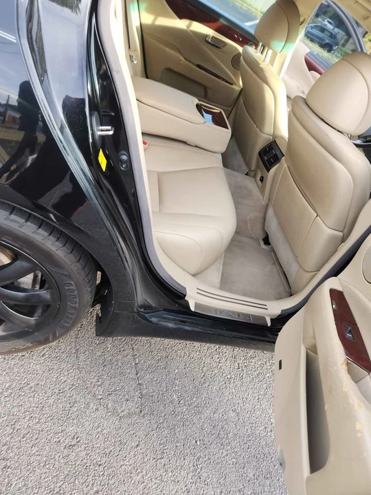 2008 Lexus LS 4th Gen - Image 13 of 17