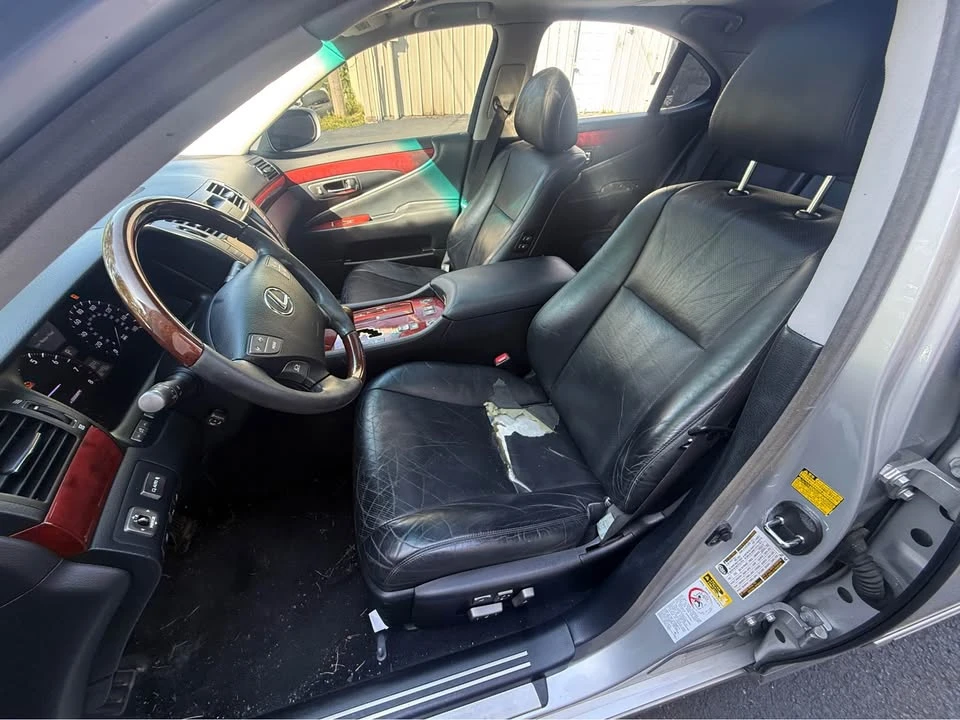 2008 Lexus LS 4th Gen - Image 10 of 15