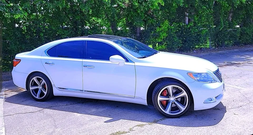 2008 Lexus LS 4th Gen - Image 5 of 9