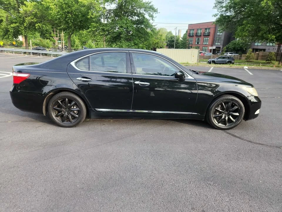 2008 Lexus LS 4th Gen - Image 4 of 17