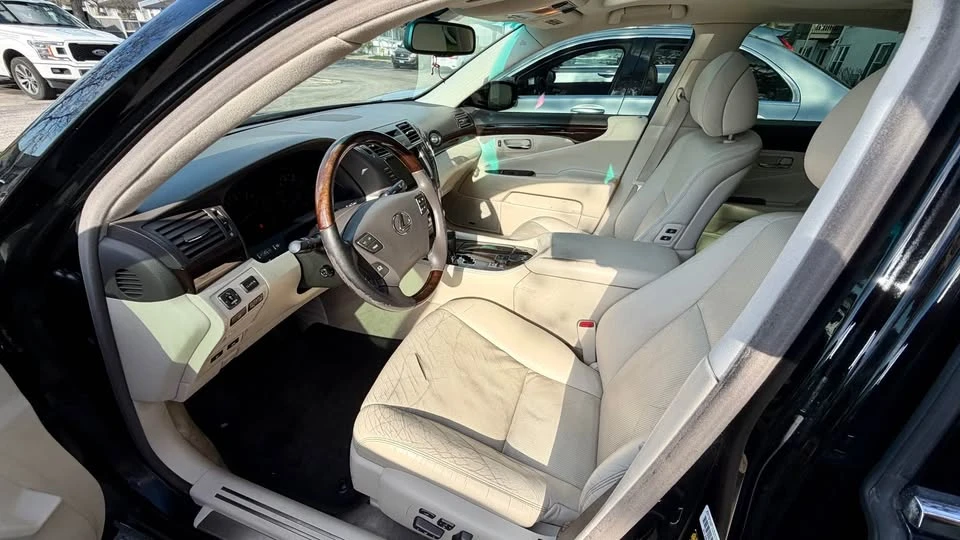 2008 Lexus LS 4th Gen - Image 9 of 14