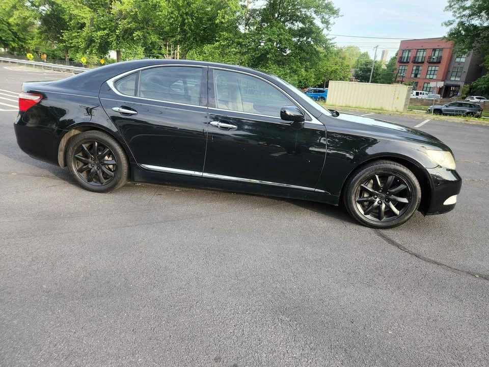 2008 Lexus LS 4th Gen - Image 6 of 17