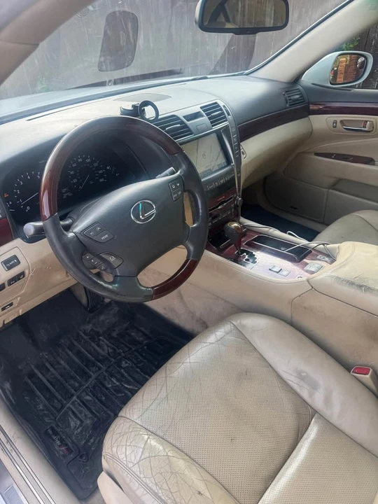 2008 Lexus LS 4th Gen - Image 7 of 7