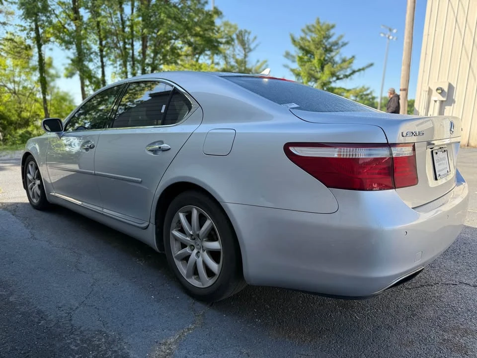 2008 Lexus LS 4th Gen - Image 4 of 15