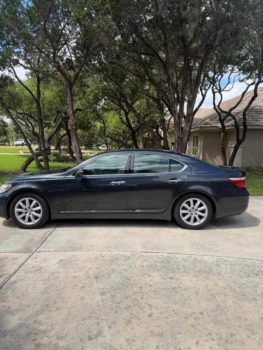 2008 Lexus LS 4th Gen - Image 4 of 20