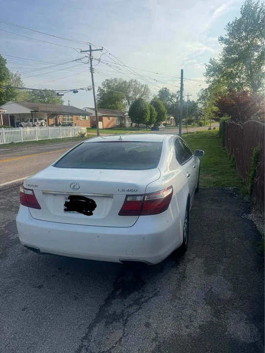 2008 Lexus LS 4th Gen - Image 5 of 7
