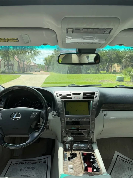 2008 Lexus LS 4th Gen - Image 18 of 20