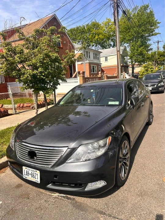 2008 Lexus LS 4th Gen - Image 3 of 6