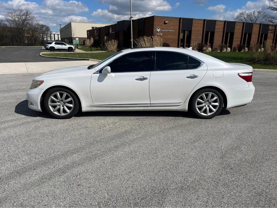 2008 Lexus LS 4th Gen - Image 4 of 16