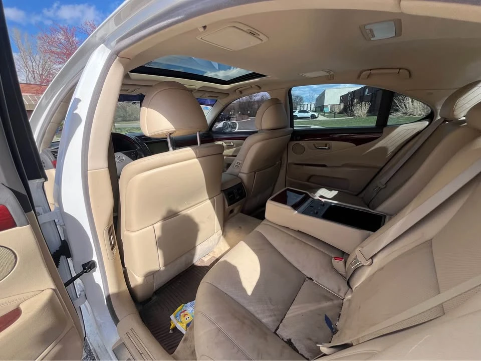 2008 Lexus LS 4th Gen - Image 9 of 16