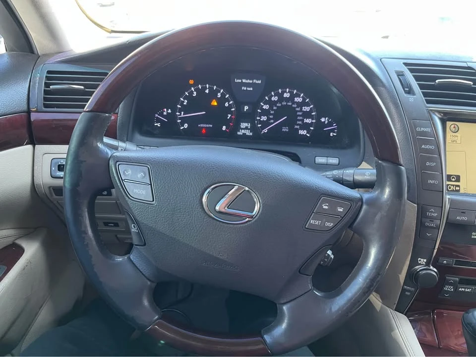 2008 Lexus LS 4th Gen - Image 15 of 16