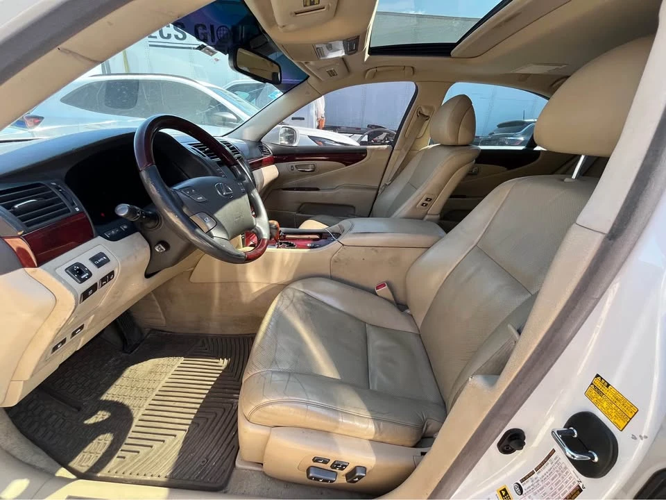 2008 Lexus LS 4th Gen - Image 11 of 16