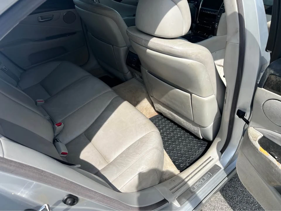 2008 Lexus LS 4th Gen - Image 9 of 20