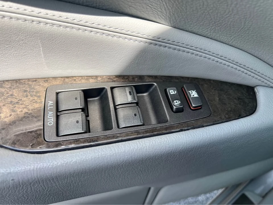 2008 Lexus LS 4th Gen - Image 12 of 20